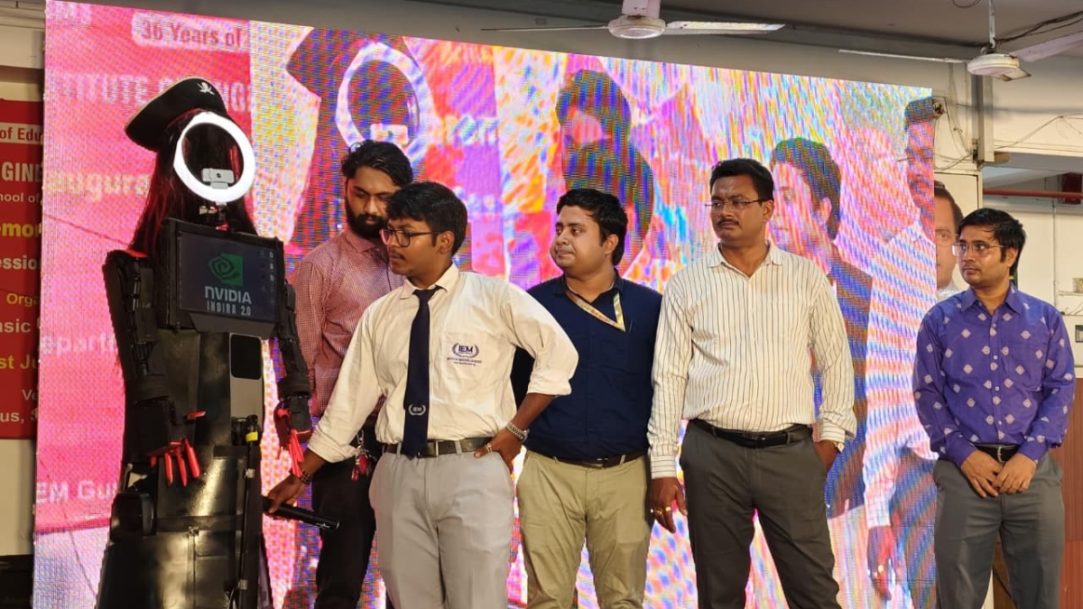 IEM-UEM Group of Institutions Welcomes First-Year B.Tech Students with Grand Inaugural Ceremony and Showcase of Advanced Technologies